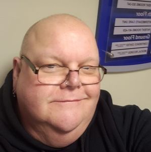 Meet your Posher, Tom